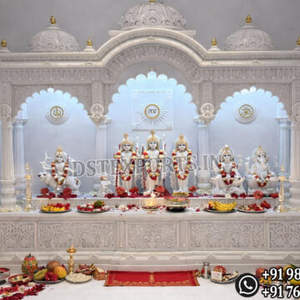 Mandir de luxe de style Haveli pour la maison, grande taille, en bois de teck, fait main, temple traditionnel blanc et or, unité de prière Radha Krishan, USA - Product Image 5