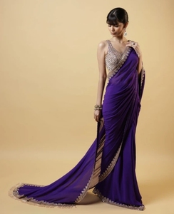 Sari de fête indien brodé style Bollywood en rayonne et georgette – Infroissable et séchage rapide - Product Image 5