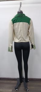 Chaqueta Utilitaria Crema para Mujer con Bolsillos y Puños con Puntos Verdes, Cierre de Cremallera en Manga Larga, Estilo Primavera - Product Image 2