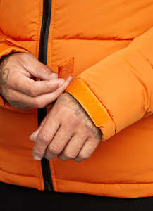 Chaqueta de Invierno Acolchada de Alta Calidad para Hombre, Diseño de Bomber con Burbujas y Logotipo Personalizado, Cuello Alto, Impermeable, Reversible, 100% Poliéster - Product Image 5