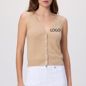 T-shirt élégant pour femme avec col en V et design sans manches, fermeture boutonnée, pour les acheteurs en gros, vêtement décontracté pour l'extérieur - Product Image 1