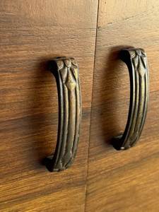 Armoire de rangement moderne en teck massif avec portes doubles, fabricant et fournisseur de meubles de luxe pour chambre à coucher - Product Image 4
