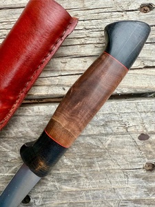 Cuchillo de Filetear de Acero Inoxidable de Grado Industrial Hecho a Mano por A&M Enterprises, con Punta de Gota, Decoración de Palisandro y Brújula, 12 Pulgadas, OEM - Product Image 5