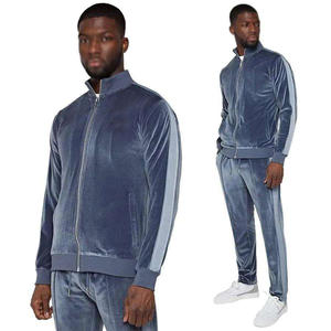 Conjunto Deportivo Informal Ligero para Hombre al Mejor Precio, de Secado Rápido, con Capucha, Estilo Urbano, Diseño Personalizado OEM, 100% Poliéster - Product Image 2