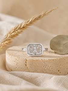 Anillo de Compromiso Solitario con Diamante Cultivado en Laboratorio de Corte Radiante de 2 Quilates, Engaste de Bisel, Oro Sólido de 10K, 14K, 18K, Joyería Fina, Certificado IGI, Color E - Product Image 3