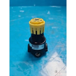 Régulateur pneumatique miniature Parker 14R 14R113FC, utilisé comme pièce détachée pour équipement semi-conducteur Legacy - Product Image 1