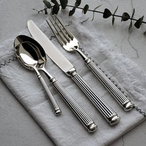 Ensemble de couverts élégants en acier inoxydable de qualité supérieure pour cuisine moderne, table à manger, restaurant, hôtel, restauration - Product Image 4