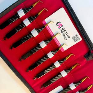 Pince à épiler de précision GETUP BROSONS IMPEX en acier inoxydable, à pointe lisse, avec découpe Scorpion à 90 degrés, revêtement noir en poudre et pointe dorée - Product Image 3