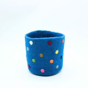 Cesta de Fieltro Azul con Puntos, Cesta de Almacenamiento de Fieltro de Lana Ecológica - Product Image 2
