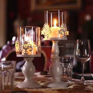 Soporte de vela de metal para decoración del hogar Candelabro hecho a mano Acabado antiguo Cepillo blanco - Product Image 1