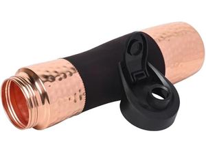 Bouteille d'eau en cuivre avec bec verseur, capacité de 1000 ml, personnalisable, grande capacité portable pour les bienfaits ayurvédiques, cerise foncée - Product Image 4