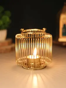 Indian Manufactured Wedding Party Decorative Metal Candle <b>Lantern</b> Holder <b>for</b> <b>Sale</b> at Wholesale Prices - Product Image 3