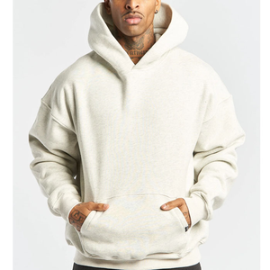 Survêtements personnalisés pour femmes, grammage lourd 500 GSM 350 GSM, en molleton polyester/coton, avec broderie, comprenant un sweat à capuche oversize et un short - Product Image 1
