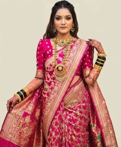 Sari Tradicional Banarasi de Seda Artística KV (Rosa) Reversible de Secado Rápido y Sin Arrugas para Fiestas de Otoño para Mujer - Product Image 5