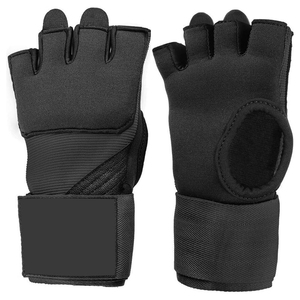 Gants de boxe MMA en cuir respirant à demi-doigts réglables pour hommes et femmes, pour grappling, sparring et arts martiaux - Product Image 4