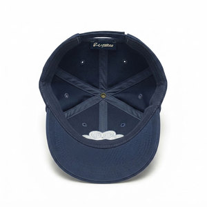Présentation du chapeau à impression en relief, design élégant et personnalisé, streetwear décontracté, chapeau confortable pour les sports de plein air - Product Image 4