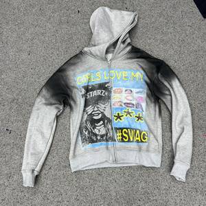 Sweat-shirt à capuche zippé Rhino Fitness Best Style, unisexe, streetwear, coupe classique, 350g coton, logo imprimé et brodé, design avec poche. - Product Image 5