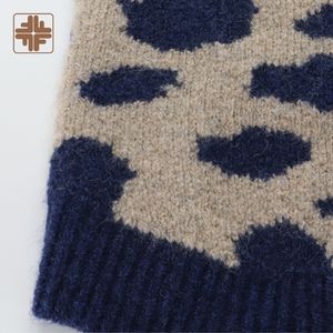 Vestido tipo jersey plegable y lavable para perros y gatos, de poliéster y lana, en azul marino/beige, estilo simple y moderno. - Product Image 6