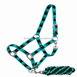 Vente en gros de licous de cheval licou pratique personnalisé pour chevaux collier de tête équin de haute qualité avec des produits équestres en laine - Product Image 4