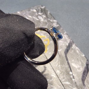 Anillo de Compromiso de Lujo en Oro Blanco de 9k con Diamantes Certificados por IGI para Mujer - Joyería de Boda Simple y Brillante para Uso Diario Elegante - Product Image 5