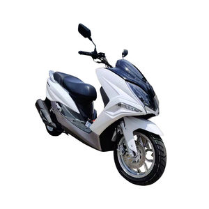 สกู๊ตเตอร์ 2 ล้อ 4 จังหวะ เครื่องยนต์เบนซิน สำหรับผู้ใหญ่ พร้อมเครื่องยนต์เบนซินมาตรฐานยูโร 5 - Product Image 2