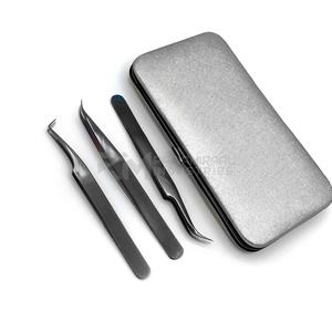 Pinzas Profesionales de Acero Inoxidable Antimagnéticas para Extensión de Pestañas, Color Negro Mate Plasma, 3 Puntas Diferentes - Product Image 2