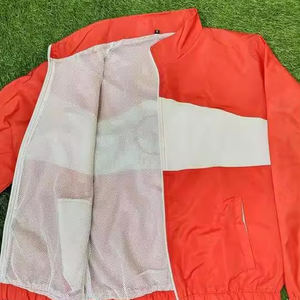 Chaqueta Deportiva Cortavientos Personalizable en Stock, Transpirable, de Secado Rápido, con Capucha Ajustable y Ligera - Product Image 3