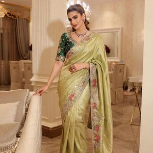 Sari en soie Kanjivaram pure avec broderie lourde C-Pallu, sequins et travail manuel de diamants, avec blouse de créateur par Royal Export - Product Image 3