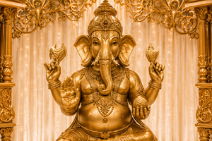 Mandap de mariage traditionnel à double poteau avec statues d'éléphants, style Grand Maharaja, Mandapam en fibre Trivani avec Ganesha, Australie - Product Image 4