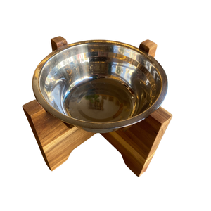 Soporte de madera para alimentar mascotas con dos recortes circulares, diseño simple para gatos, color sólido, para usar en todas las estaciones, hecho en Vietnam. - Product Image 6