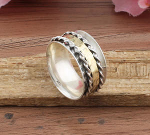 Bague tournante large texturée artisanale classique en argent sterling 925 en métal mixte faite à la main pour hommes et femmes en gros - Product Image 1