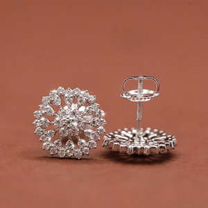Pendientes de Plata de Ley S925 con Diseño Floral en Racimo Redondo, Joyería Elegante y Brillante - Product Image 4