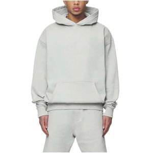 Ensemble de survêtement confortable pour homme avec short et sweat à capuche, tenue de sport élégante pour la gym, tissu respirant, design de logo personnalisé - Product Image 4