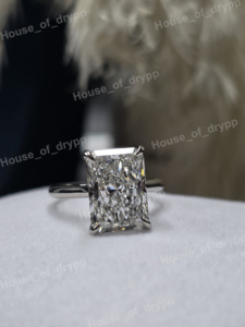 Anillo de Compromiso Solitario con Corte Radiante, Plata 925, Moissanita VVS, Engaste de Garras, Joyería Fina Clásica para Mujer - Product Image 1
