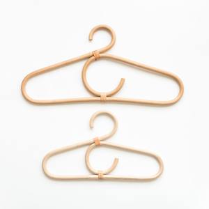 ไม้หวายเสื้อผ้าไม้แขวนเสื้อไม้แขวนเสื้อขายส่งราคาที่ดีที่สุด - Product Image 5