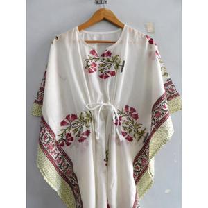 เดรสผ้าฝ้ายพิมพ์ลายบล็อกคอวีทรงแม็กซี่ แขนทรงปีกค้างคาว ทำมือ เป็นมิตรกับสิ่งแวดล้อม สไตล์โบฮีเมียน เหมาะสำหรับใส่คลุมชุดว่ายน้ำ ทรงหลวม สวมใส่สบาย เหมาะกับฤดูร้อนและรีสอร์ท - Product Image 4