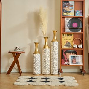 Set di 3 Vasi in Metallo Bianco per Decorazione Casa in Stile Moderno, Grandi Vasi Smaltati per Decorazione da Pavimento - Product Image 6