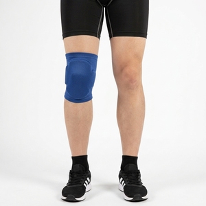 Rodillera de Compresión Profesional con Protección y Estabilización para Correr, Baloncesto y Prevención de Lesiones Deportivas, Tejida en Spandex y Nailon - Product Image 4