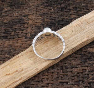 แหวนมุกน้ำจืดธรรมชาติสุดหรู เงินแท้ 925 มุกขาวเกรด AAA เงางาม แหวนหมั้นสำหรับผู้หญิง เครื่องประดับชั้นดี - Product Image 6