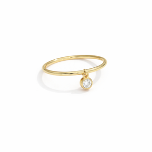 Anillo Clásico de Oro Sólido de 14K y 18K con Diamantes Engastados en Bisel Redondo, Anillo Delgado Apilable para Mujer, Anillo de Promesa Delicado - Product Image 1