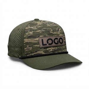 Gorra OEM de 5 Paneles con Visera Curva, Orificios Cortados con Láser y Logotipo de Goma PVC, Gorras Coloridas de Camuflaje Woodland Unisex para Hombre y Mujer - Product Image 1