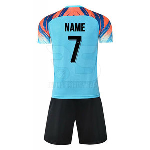 Uniforme de Fútbol Estilo Equipo, 100% Poliéster, Tela Suave y Transpirable, Servicio OEM Personalizable, Alta Calidad para Entrenamientos y Partidos - Product Image 2