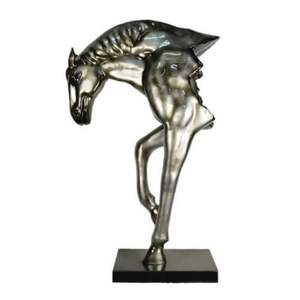 Statue décorative de cheval en aluminium moulé de luxe pour des intérieurs élégants avec des détails raffinés et une forme équilibrée - Product Image 3
