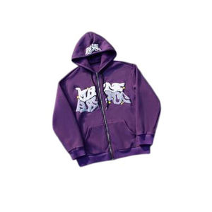 Sweat à capuche intégral en coton ultra-doux avec fermeture éclair élégante, empiècements respirants et un look futuriste et avant-gardiste. - Product Image 5