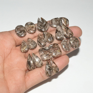 Pares de Mica Natural de Diseño |   Piedras Grises/Negras Seleccionadas a Mano |   Tamaño 15-25 mm |   100g de Plata para Fabricación de Joyería - Product Image 1