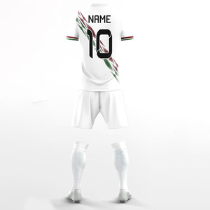Maillot de football imprimé à manches courtes 100 % polyester respirant de haute qualité, uniforme d'équipe personnalisé, vêtements de sport pour hommes - Product Image 3