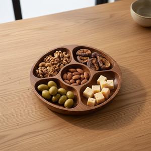 Plateau de service à collations en bois à plusieurs compartiments, plateau de présentation alimentaire fait à la main, organisateur de table décoratif pour la maison et les restaurants - Product Image 3