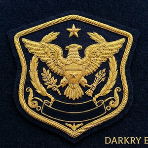 Parche Bordado a Mano con Hilo Metálico de Oro, Insignia de Águila para Blazer, Hecho a Mano, de Alta Calidad - Product Image 1