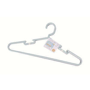 Cocorosa Juego de colgadores de base de plástico de 3 piezas - Product Image 1