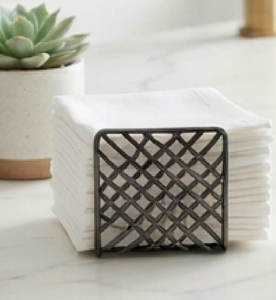 Porte-serviettes moderne en métal noir avec motif géométrique, design autoportant pour la décoration de table, utilisation en cuisine et en hôtel - Product Image 5